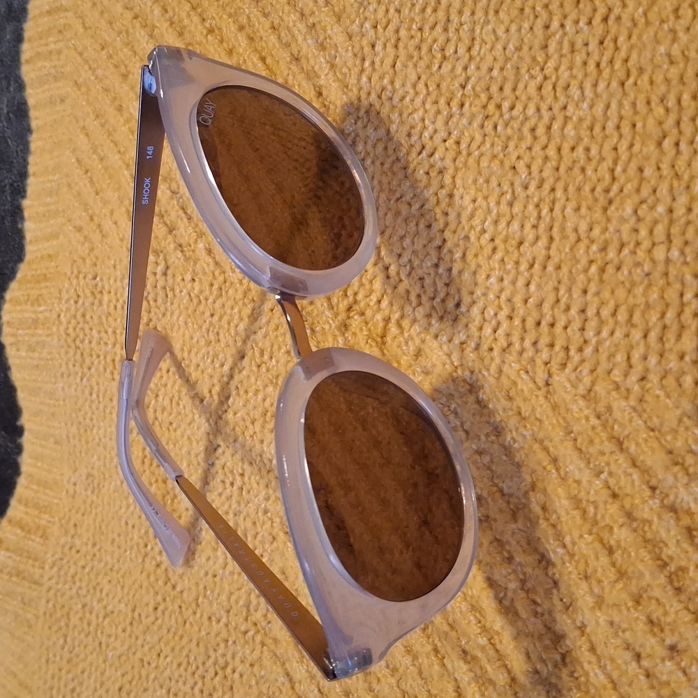QUAY AUSTRALIA SHOOK 148 Sunglasses